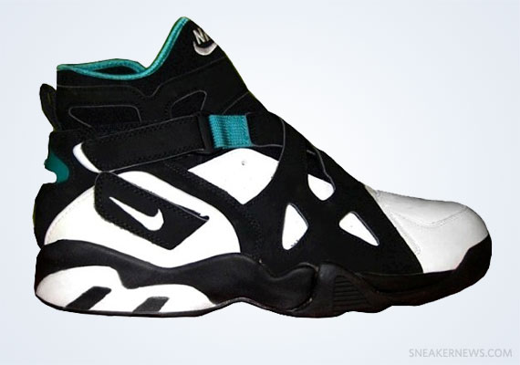 david robinson nike pumps