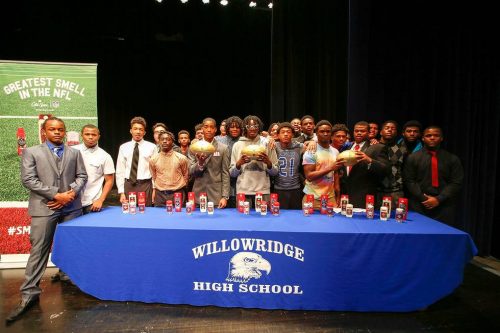 Thurman with students at Willowridge High School at the Old Spice event